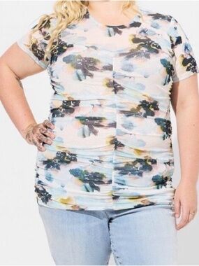 Torrid Stretch Floral Mesh Crew Neck Ruched Top Sz 1x nwt